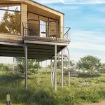 Ostsee Baumhaushotel - Auf Hoehe Der Baumkronen Wangels