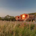 Ostsee Baumhaushotel - Auf Hoehe Der Baumkronen