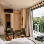 Ostsee Baumhaushotel - Auf Hoehe Der Baumkronen אתר נופש *