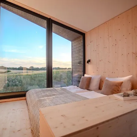 Ostsee Baumhaushotel In Der Mit Sauna Und Whirlpool *