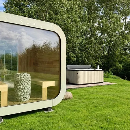 Resort Ostsee Baumhaushotel An Der Ostsee Wangels