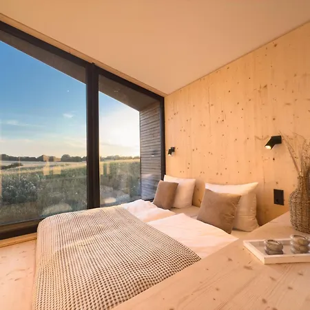 Ostsee Baumhaushotel - Auf Hoehe Der Baumkronen Resort
